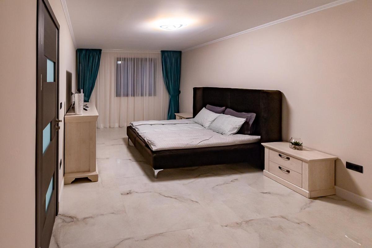 Moky Rezident 2 Daire Arad Dış mekan fotoğraf